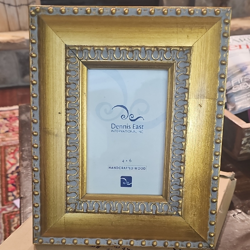 NIB Dennis East Gold 4x6 Frame